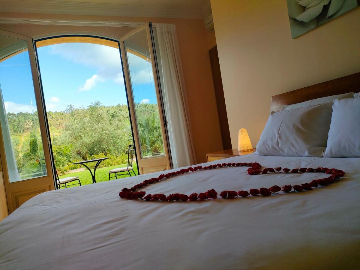Quinta Do Bamby Villa เลเรีย ภายนอก รูปภาพ